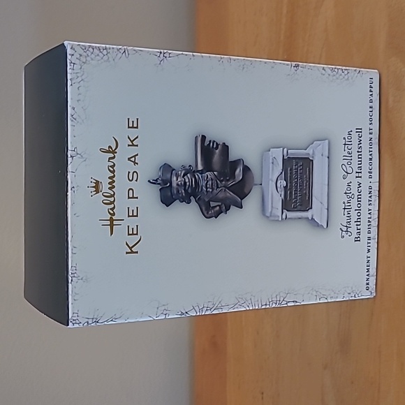 HALLMARK Retired Ghostly Gazebo Stand and Assorted Retired Halloween Ornaments - Picture 4 of 16